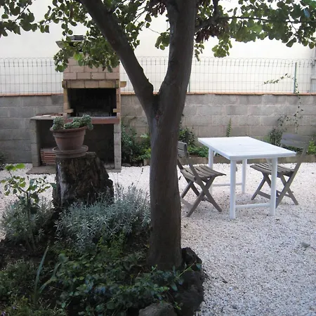 Villa Maison De 4pers Avec Jardinet Et Garage - V0549
